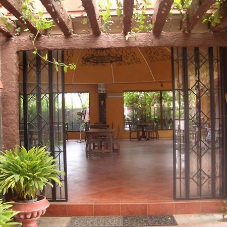 Casa La Granja Hotel Iloilo City Eksteriør billede