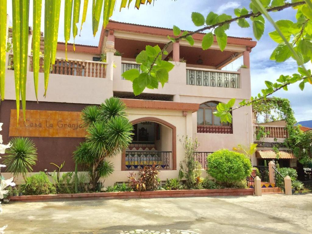 Casa La Granja Hotel Iloilo City Eksteriør billede