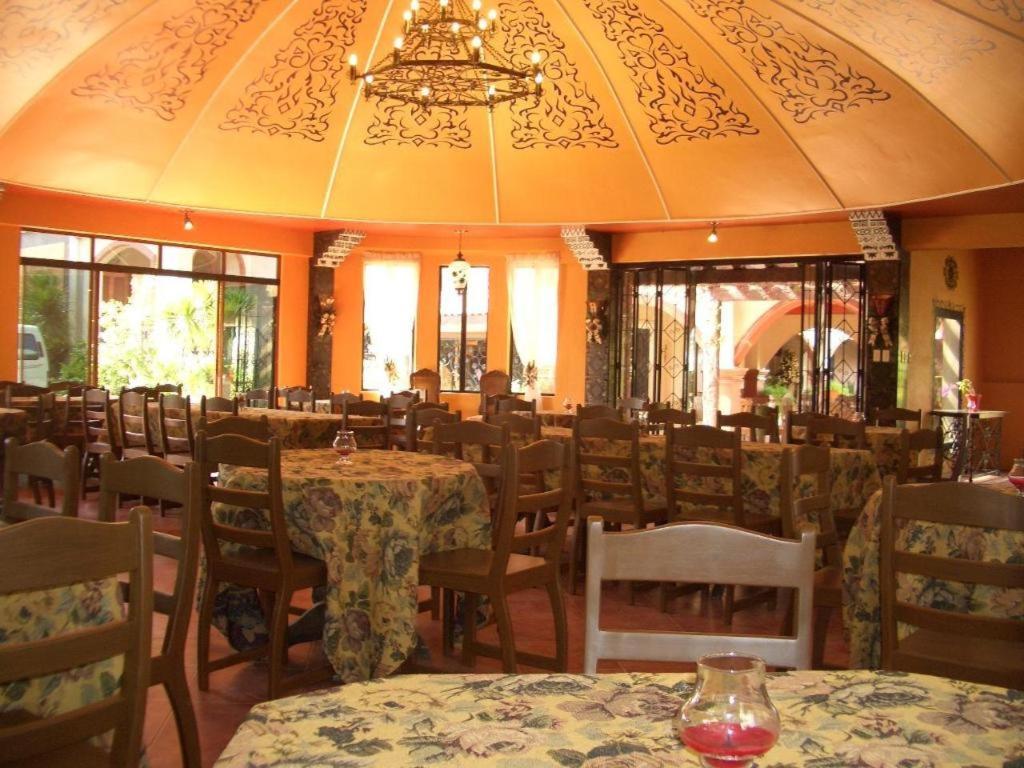 Casa La Granja Hotel Iloilo City Eksteriør billede