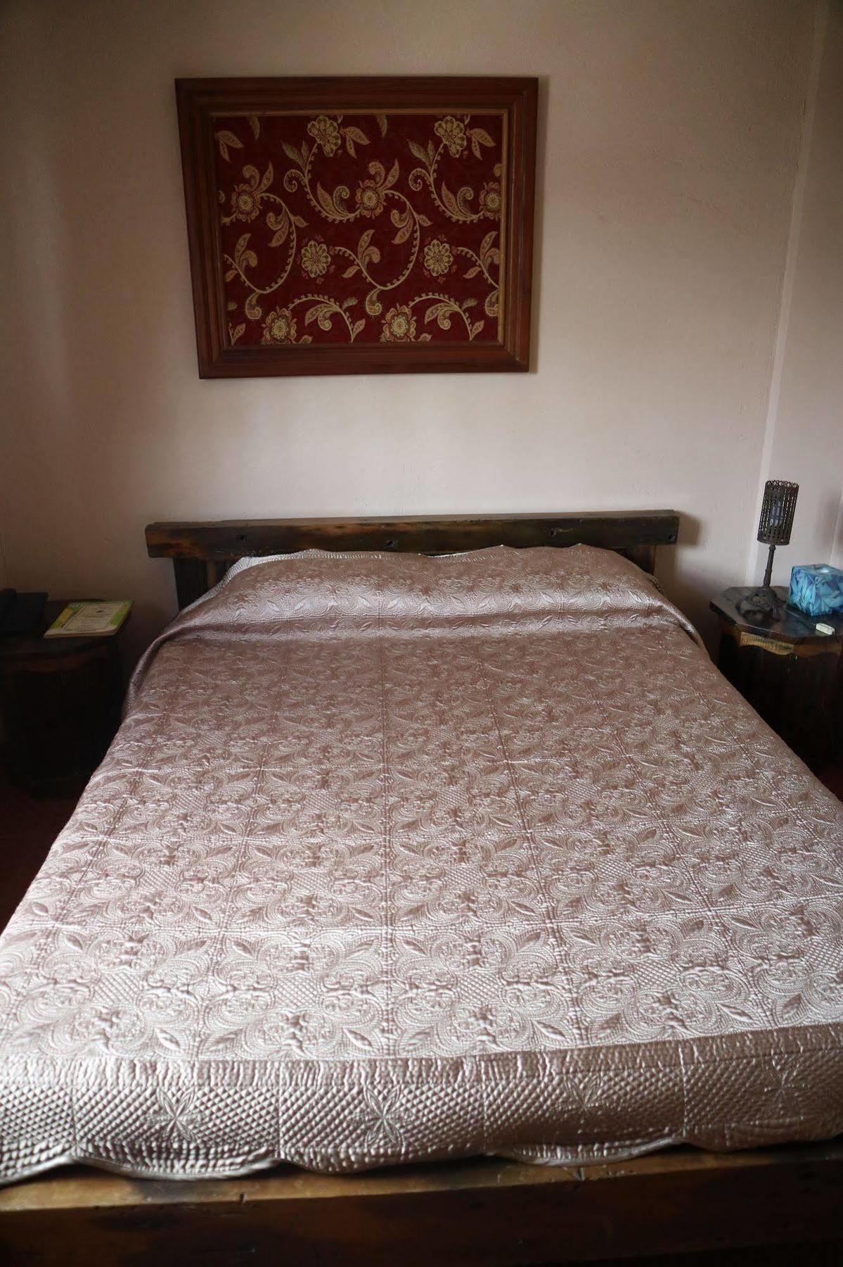 Casa La Granja Hotel Iloilo City Eksteriør billede